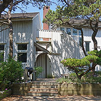 Wellfleet House by Architect Paul Krueger